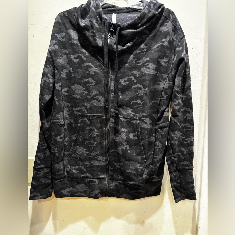 Fabletics Charcoal Camo Zip-Up